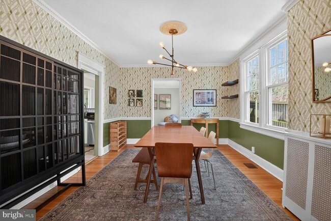 Building Photo - 3365 Runnymede Pl NW