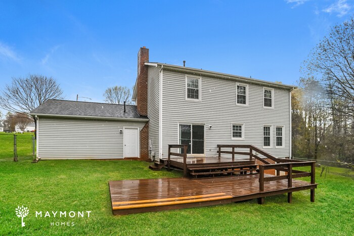 Building Photo - 103 Wood Fox Ct