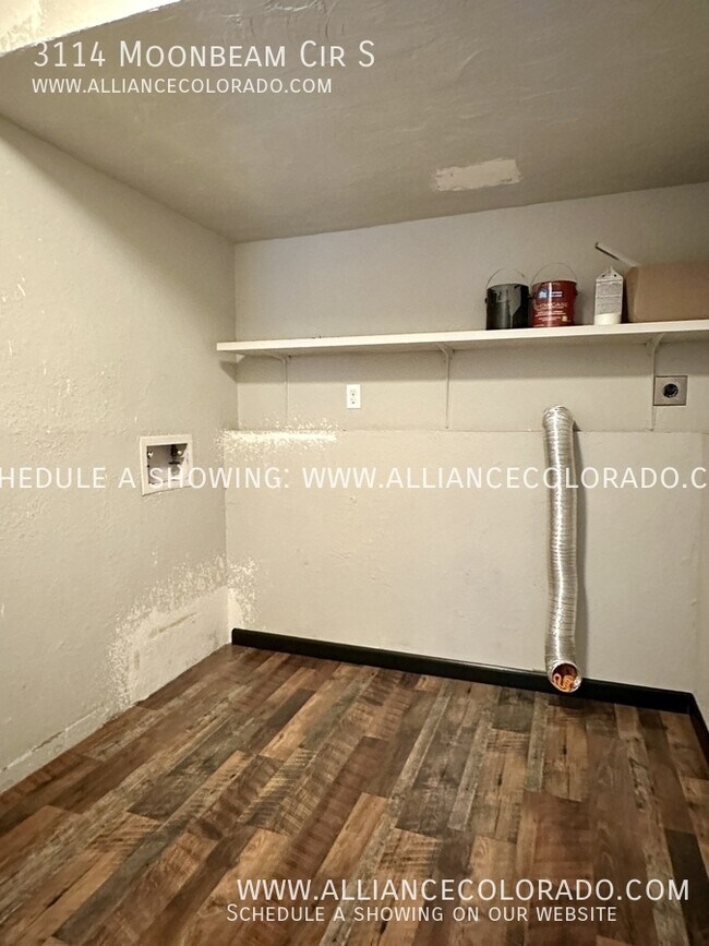 Building Photo - 3114 Moonbeam Cir S