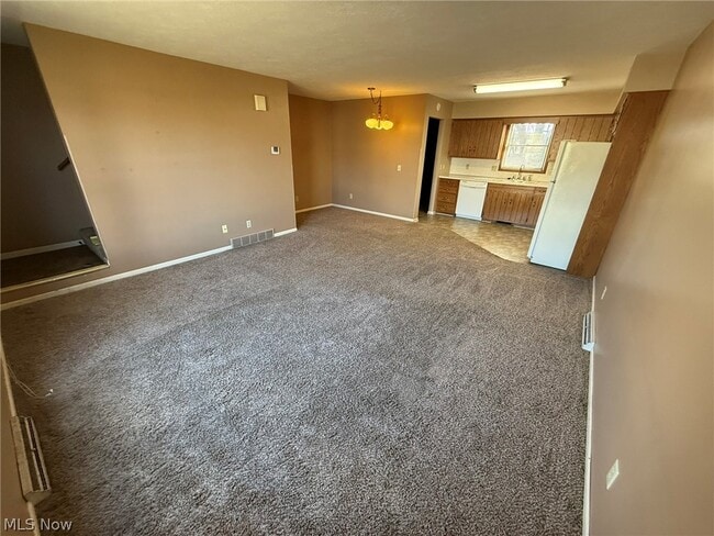 Building Photo - 604 Harger St