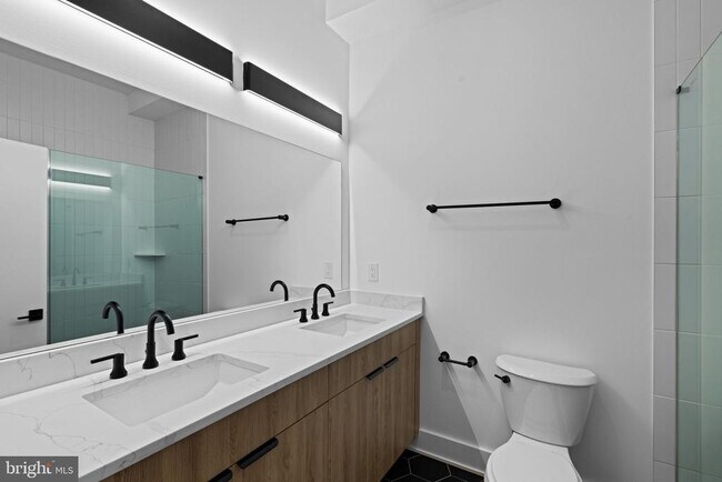 Building Photo - 4225 Powelton Ave