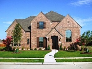 Building Photo - 2111 Spicewood Dr