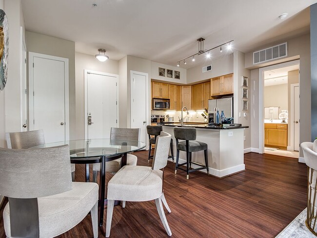 Primary Photo - Apartment for Rent