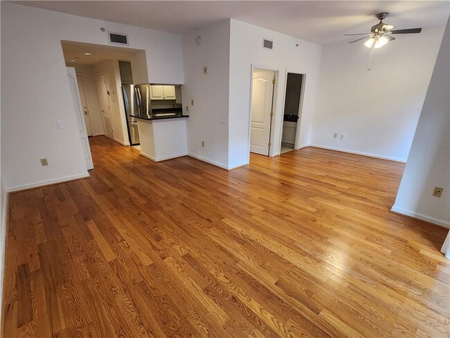 Building Photo - 195 14th St NE