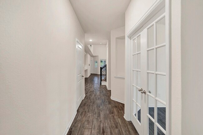 Building Photo - 13222 Blue Flame Dr