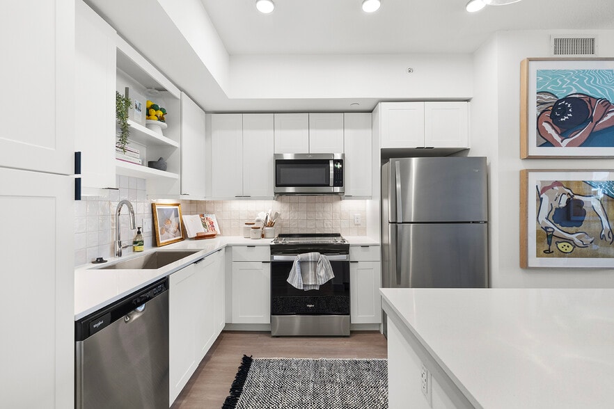 Building Photo - Cortland Royal Palm Beach