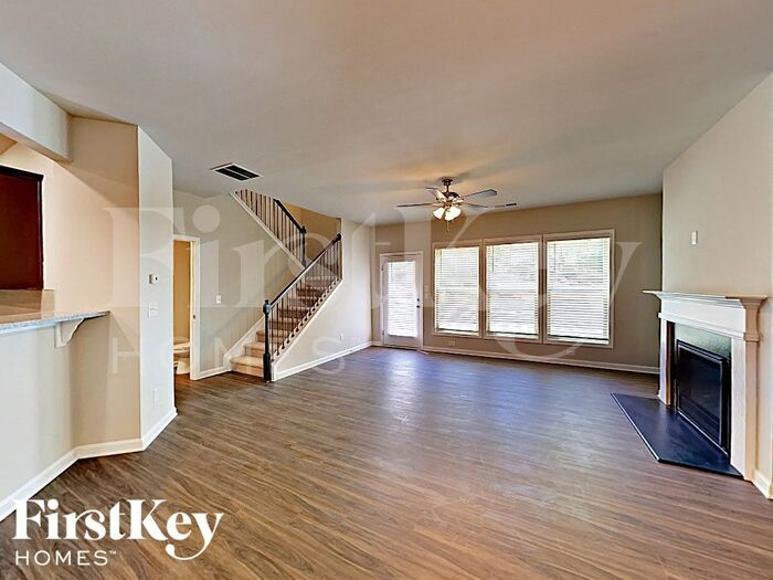 Building Photo - 3196 Baylor Cir