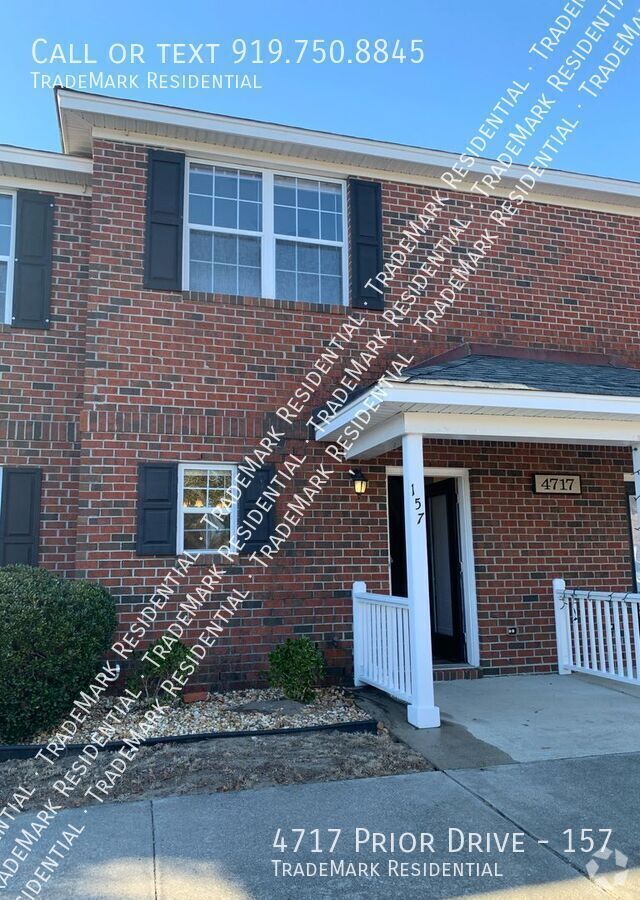 Building Photo - 2 Bedroom 1.5 Bath Townhome in Pleasant Gr...