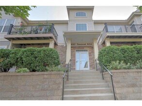 Building Photo - 8317 Townsend Dr