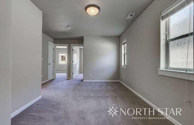 Building Photo - Charming home in Bend!