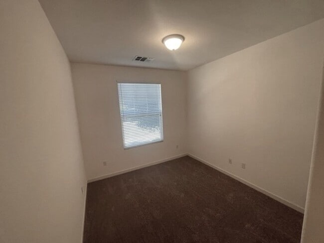 Building Photo - Sun City Lincoln, a 55+ Community- Coronado model. Three-bedroom, Three bathroom