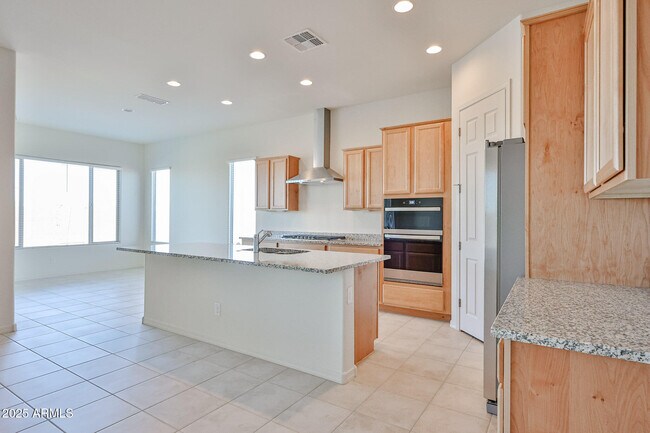 Building Photo - 25079 N 171st Ave