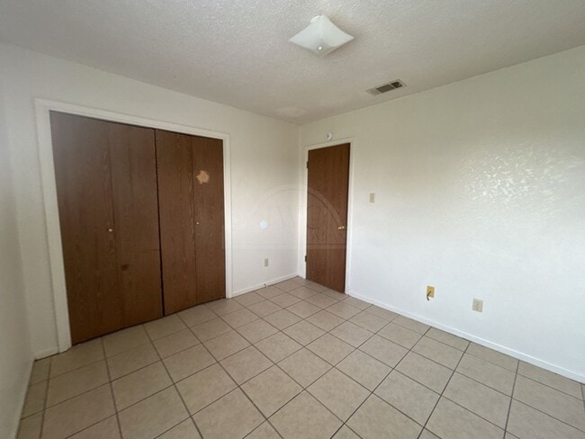 Building Photo - 4209 Water St