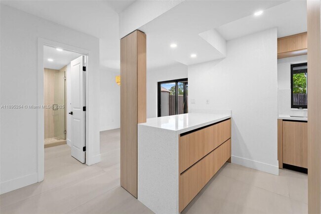 Building Photo - 11089 SW 69th Terrace