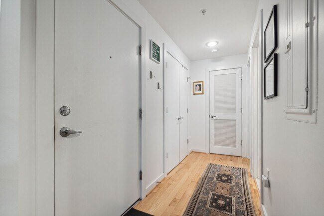 Building Photo - Spacious and Light Filled One Bedroom in Petworth with Parking!