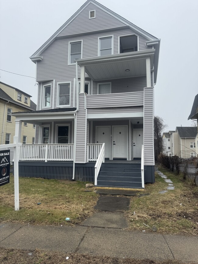 Building Photo - 45-47-47 Norfolk St