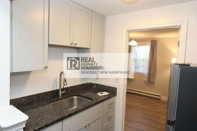 Building Photo - 93 Henry Law Ave