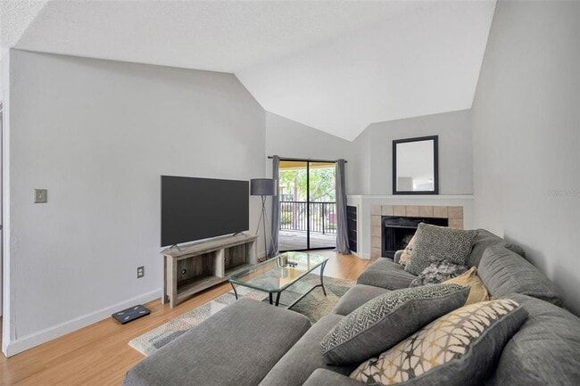 Building Photo - 8647 Mallard Reserve Dr