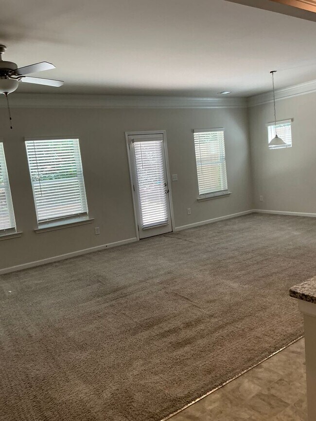 Building Photo - 3-bedroom, 2.5-bathroom single-family home