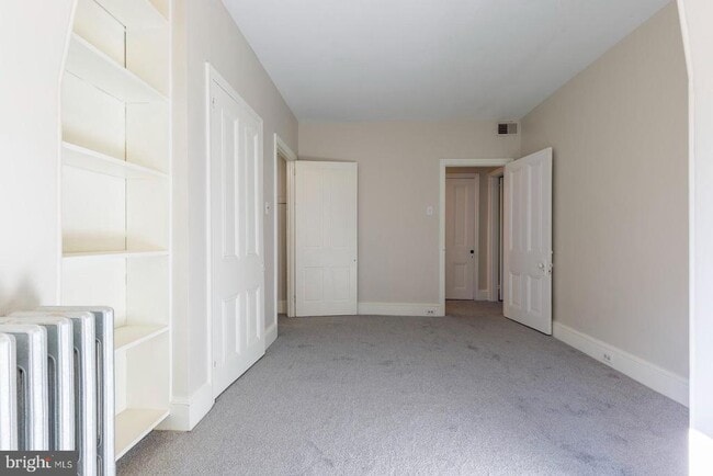 Building Photo - 3604 Baring St