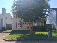 Building Photo - 186 Lee's Ml Dr