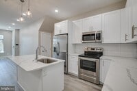 Building Photo - 2019 N College Ave