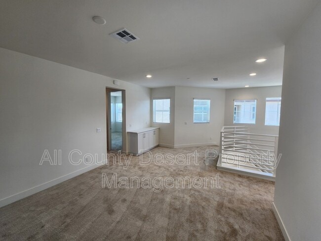 Building Photo - 43345 Passagio Lago Way