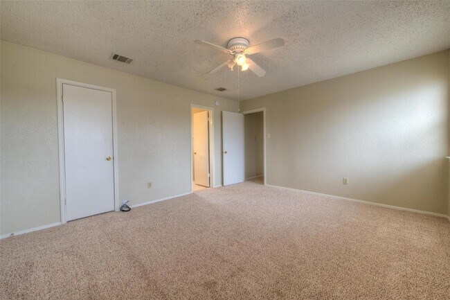 Building Photo - 11701 Ruffed Grouse Dr