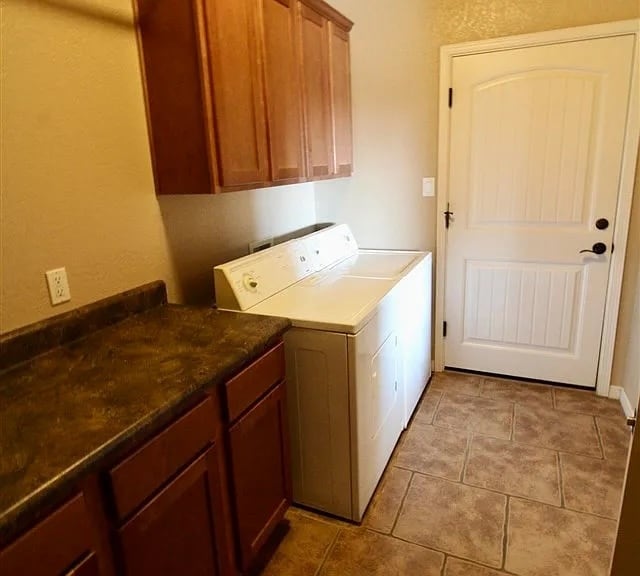 Building Photo - 11242 S Sally Dr