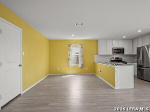 Building Photo - 431 De Herrera