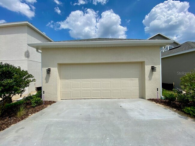 Building Photo - 4630 Prairie Creek St