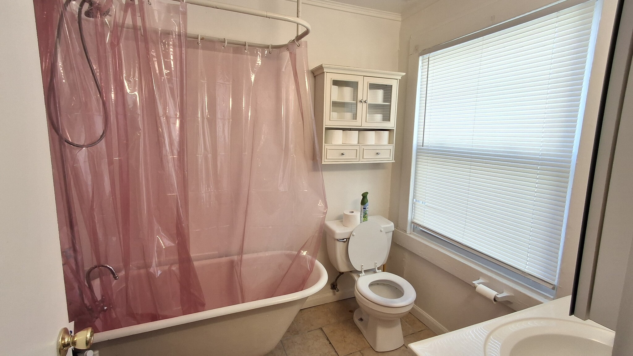 Building Photo - 1339 Vermont St