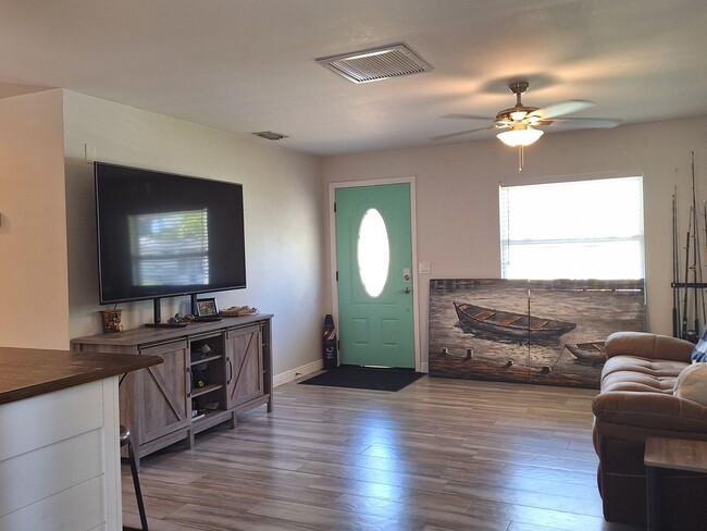 Building Photo - 3BR 2BA EDGEWATER HOME FOR RENT, LONG TERM...