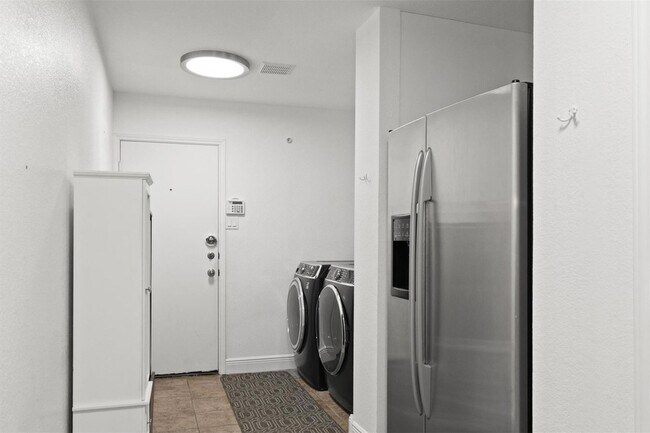 Building Photo - 1509 Shady Creek Trail