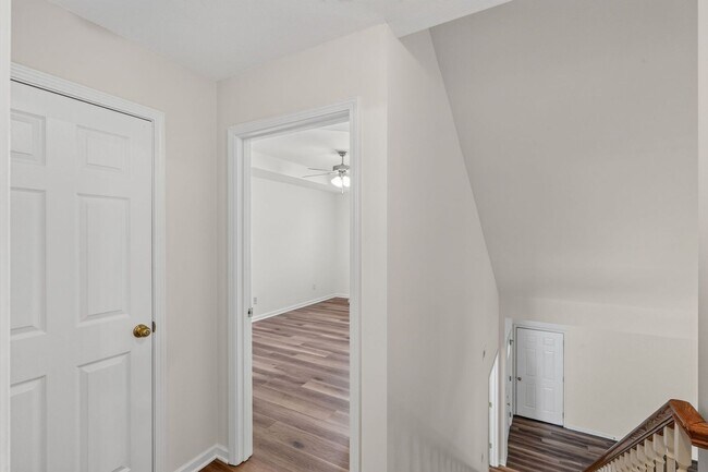 Building Photo - 1716-1718-1718 Juniper Dr