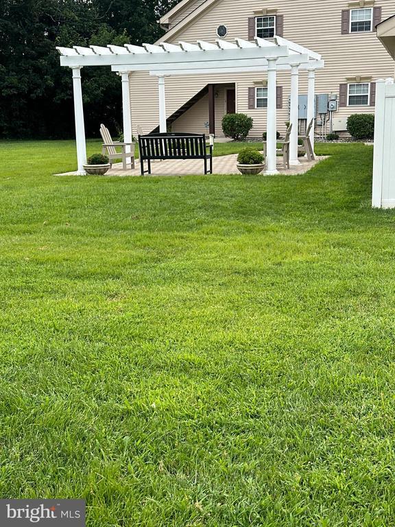 Building Photo - 26 Sequoia Dr