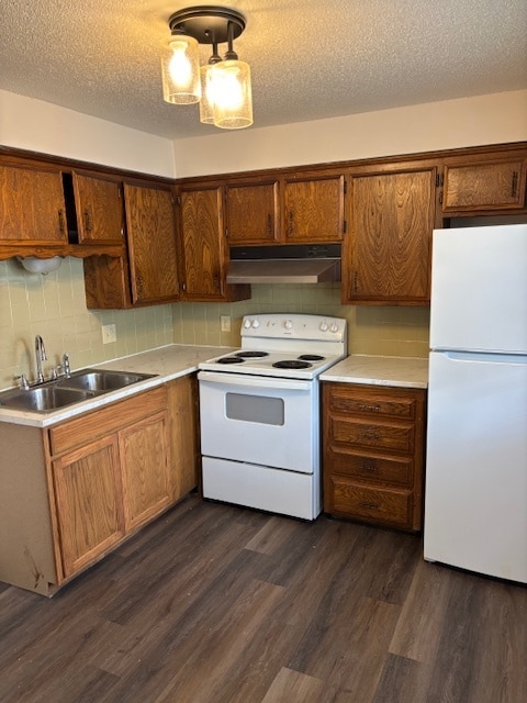 Building Photo - 1347 E High St