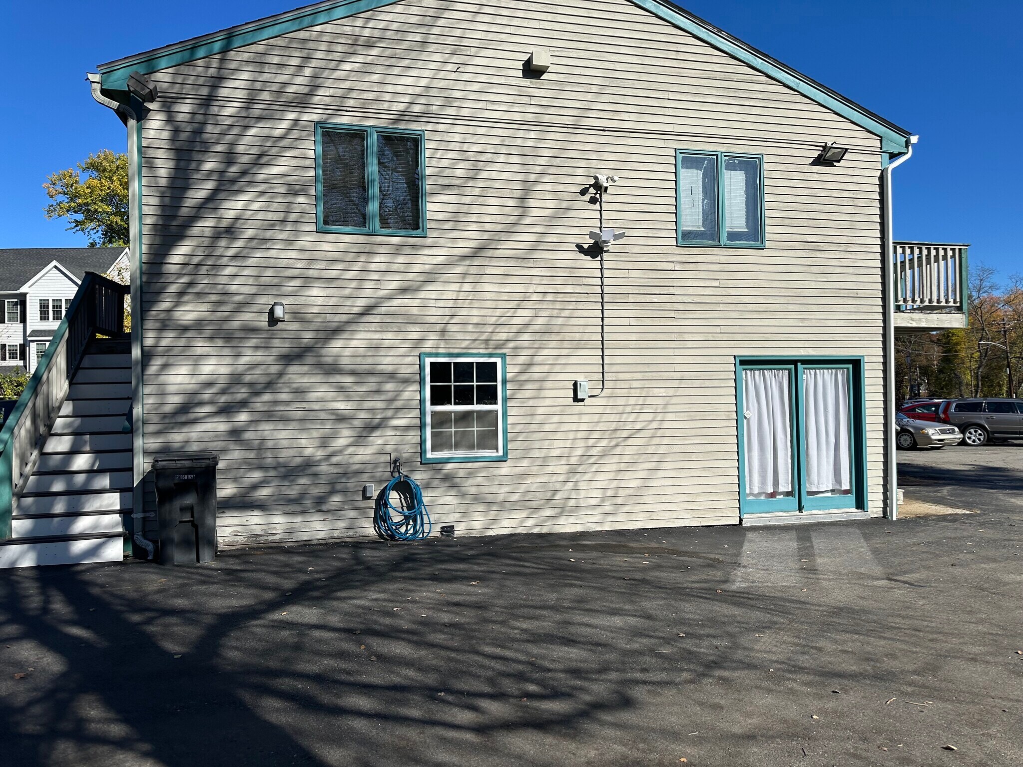 Building Photo - 1181 Boston Rd