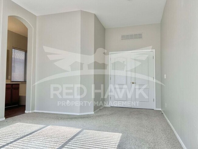 Building Photo - 889 E Leo Pl