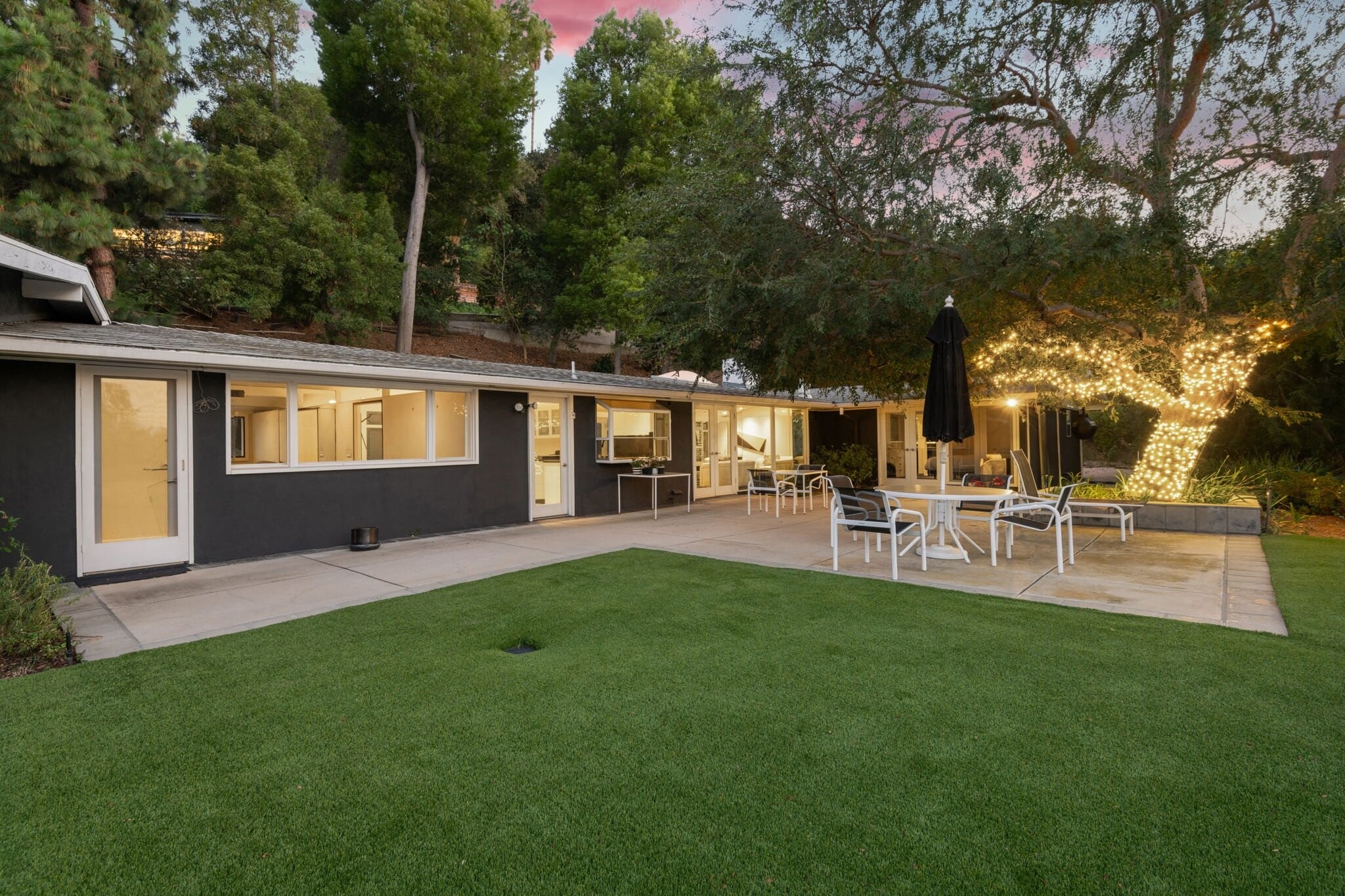 Building Photo - 3231 Oakley Dr
