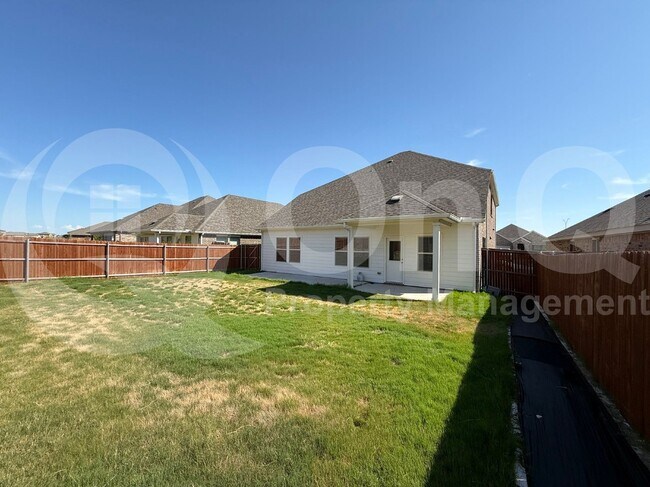 Building Photo - 2169 Gill Star Dr