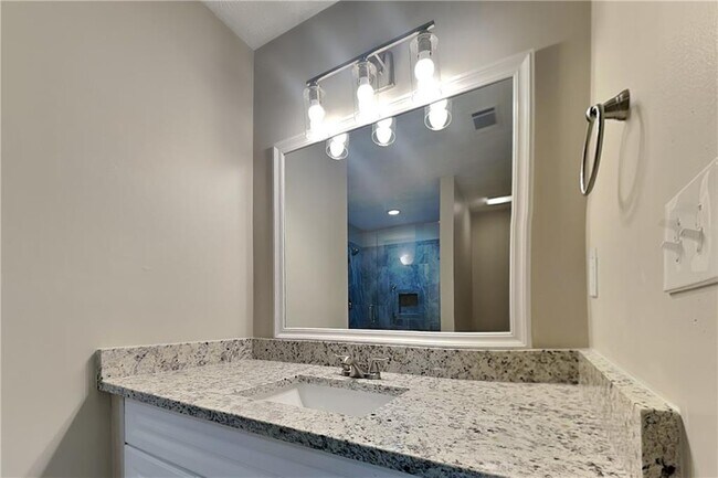 Building Photo - 895 Perrin Springs Ct NE