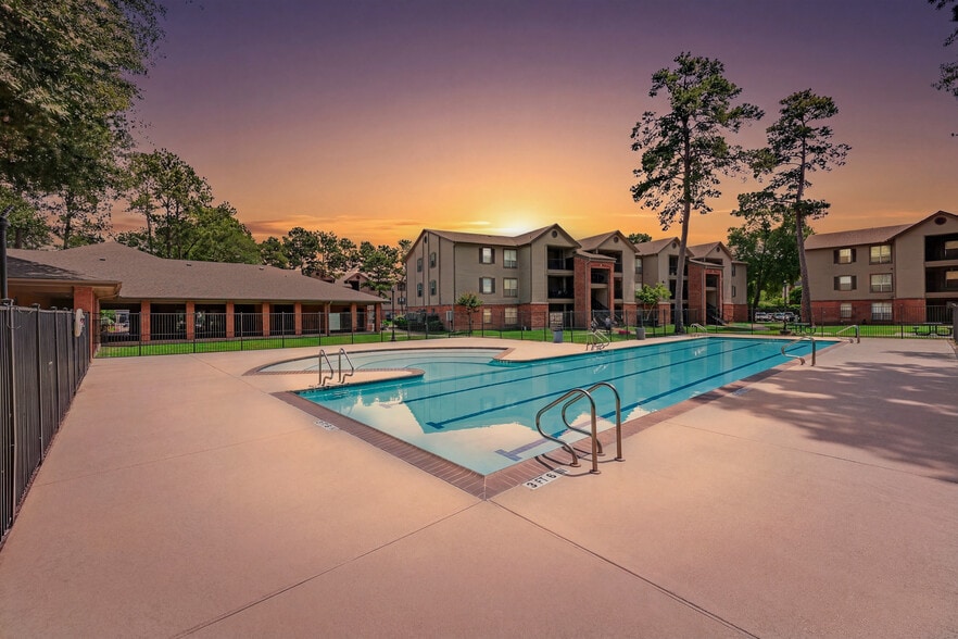 Building Photo - The Retreat at Spring Apartments