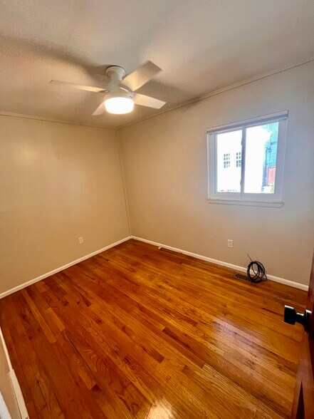 1st b - 297 Riverside Dr