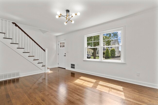 Building Photo - 203 Gorham Ave