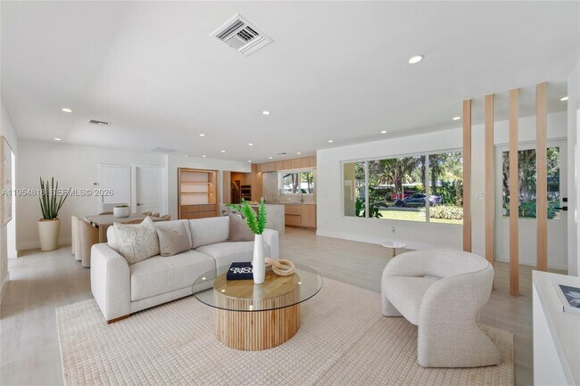 Building Photo - 7460 SW 126th St