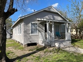 Front View - 520 Stimson St
