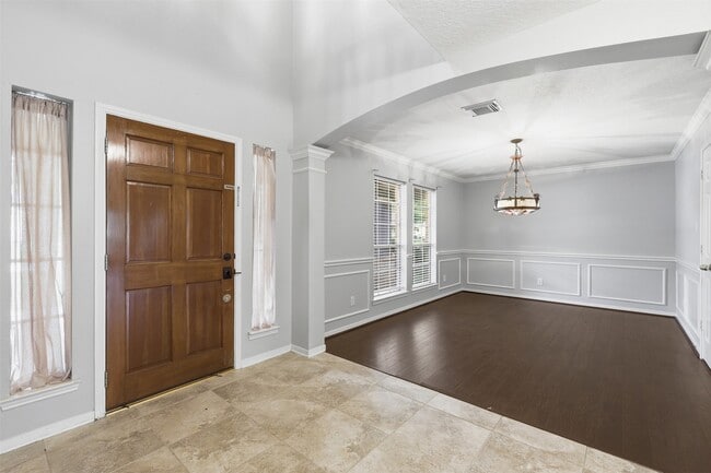 Building Photo - 24815 Butterwick Dr