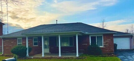 Building Photo - 2958 Alexander St