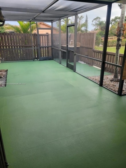 Building Photo - 6396 Royal Woods Dr